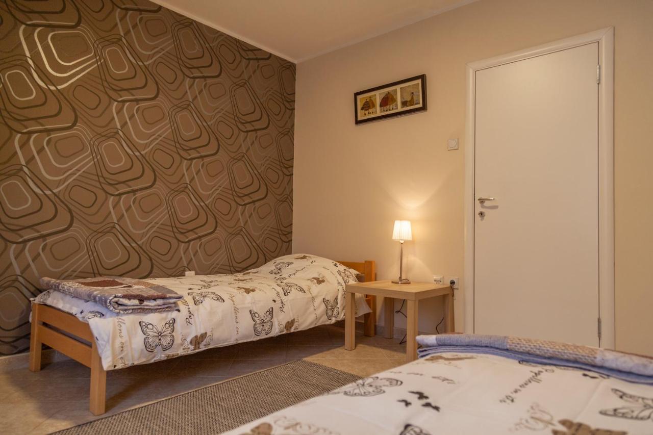Dc Executive Homes نوفي ساد المظهر الخارجي الصورة